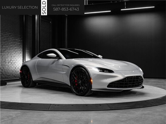 2022 Aston Martin Vantage 2022 Grey