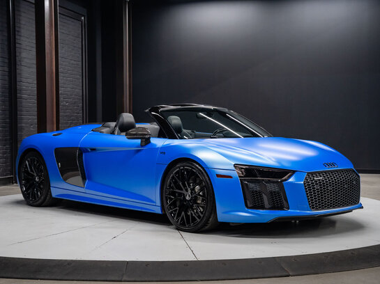 2017 Audi R8 2017 Red